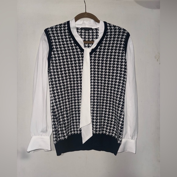 Adrianna Papell Tops - Adrianna Papell Houndstooth Blouse with Tie Neck